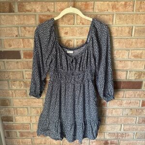 Hollister Navy and White Floral Blouse